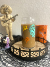 Load image into Gallery viewer, Dia de Muertos Calaveras 20oz glass cup
