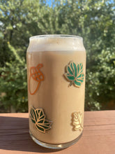 Load image into Gallery viewer, Fall leaves &amp; acorns 16 oz glass cup
