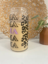 Load image into Gallery viewer, Mama Leopard glass cup, 20 oz.
