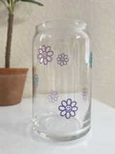 Load image into Gallery viewer, Flower Smiley face 16 oz. glass can cup
