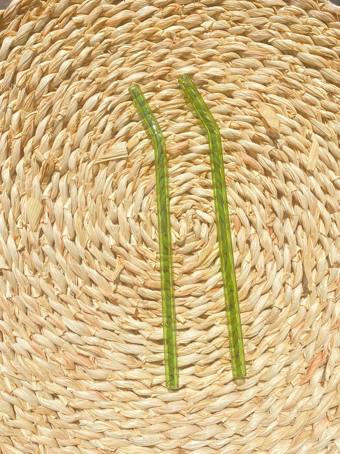 Green reusable bent glass straw