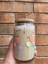 Load image into Gallery viewer, Tulips 16 oz. glass can cup
